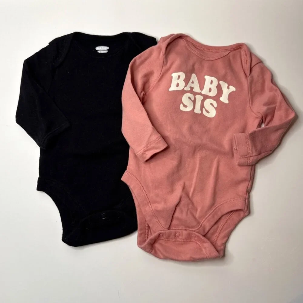 Old Navy Baby Girls Bodysuit Bundle 0-3 M‎ Lot of 4